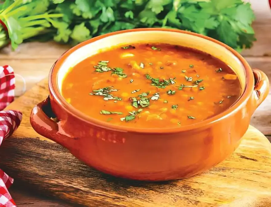 Фото готового рецепта Чечевичный суп на мясном бульоне