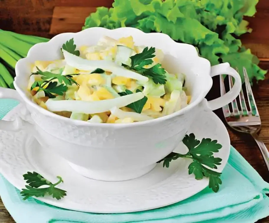 Фото готового рецепта Кальмары с сыром и огурцами