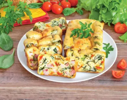 Фото Закусочный кекс со шпинатом и грудинкой