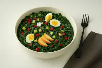 Превью рецепта Витаминный салат со щавелем, перцем и яблоком