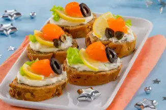 Превью рецепта Канапе с красной рыбой и творожным крем-сыром