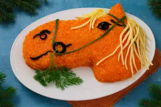 Превью рецепта Салат «Рыжая лошадка»