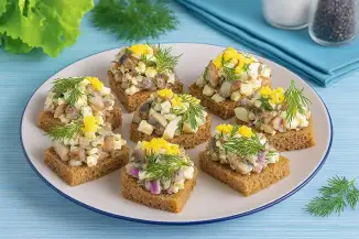Превью рецепта Мини-бутерброды с килькой