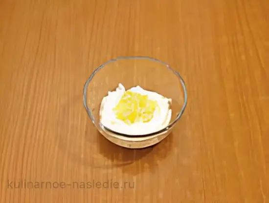 Салат-коктейль с ветчиной, сыром и яблоком - шаг 4 (изображение)