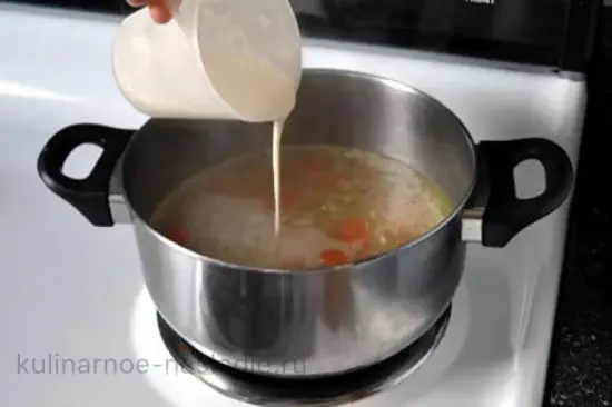 Сливочный суп из картофеля и брокколи - шаг 6 (изображение)