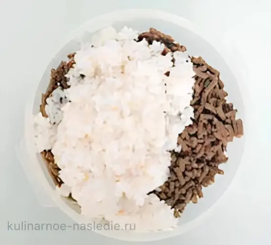 Пирожки из заварного теста с печенью и рисом - шаг 2 (изображение)