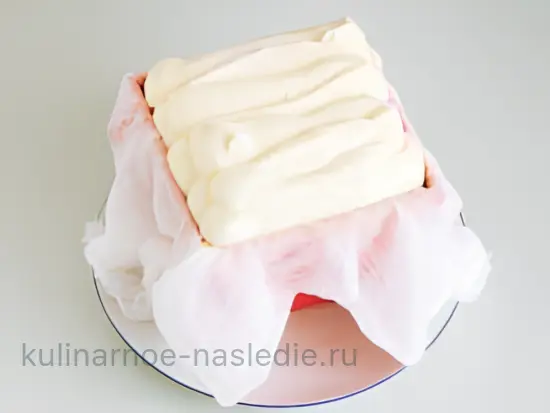 Творожная пасха с карамельными яблоками и изюмом - шаг 11 (изображение)