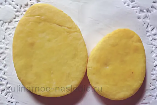 Расписное пасхальное печенье с розами - шаг 4 (изображение)