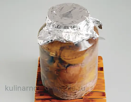 Печень куриная, запечённая в банке с яблоками - шаг 6 (изображение)