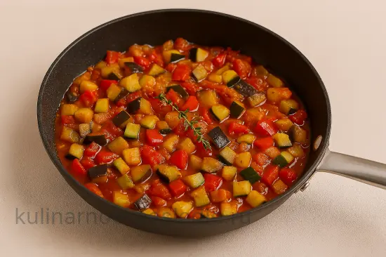 Треска по-лионски с шафрановым соусом и овощным рататуем - шаг 2 (изображение)