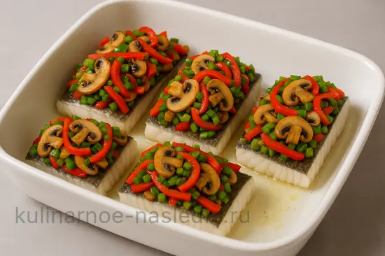 Треска, запеченная с грибами и овощами - шаг 4 (изображение)