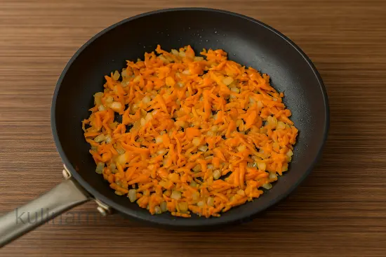 Салат из фасоли с грибами и овощами - шаг 2 (изображение)