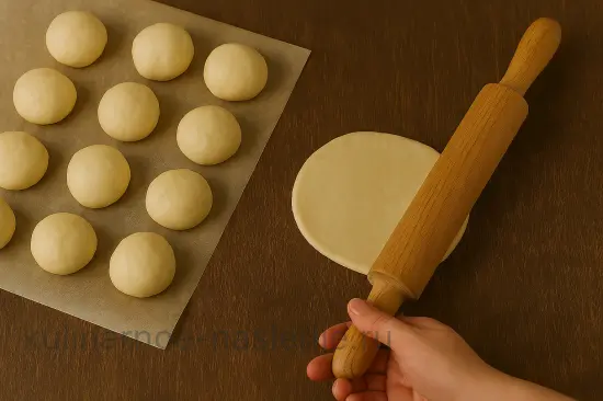 Ватрушки с морковью и курагой - шаг 4 (изображение)