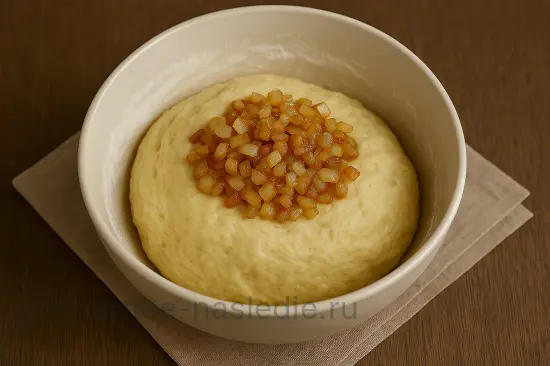 Пирожки с сыром тофу, зеленью и чесноком - шаг 2 (изображение)