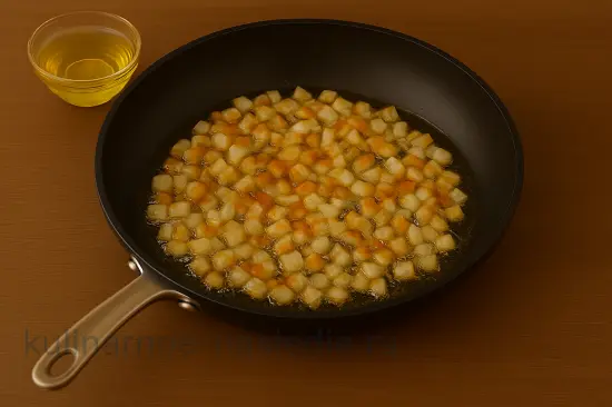 Жареные пирожки с грибами и картофелем - шаг 4 (изображение)