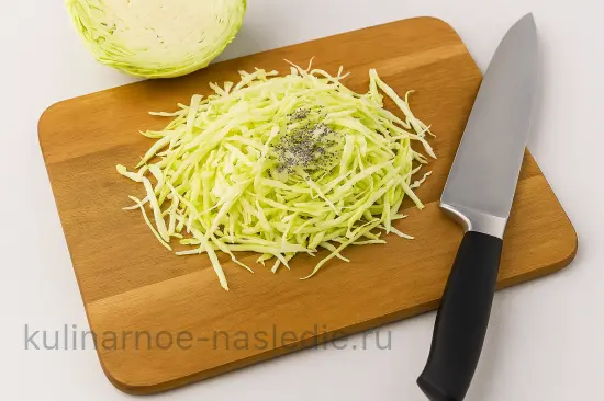 Салат с курицей и овощами под маково-горчичным соусом - шаг 4 (изображение)