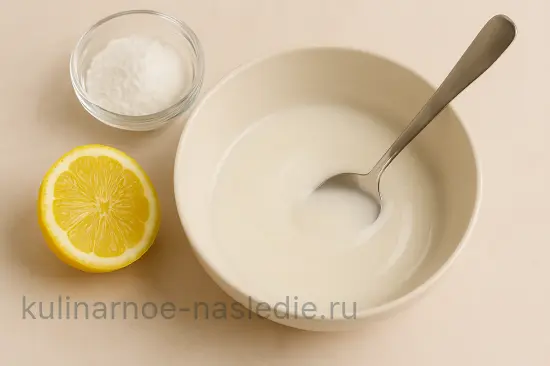 Кексики под глазурью с малиной и шоколадом - шаг 5 (изображение)