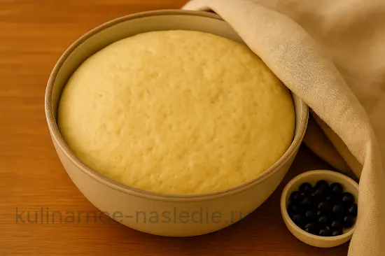 Синнабоны с сочной смородиной и нежным кремом - шаг 2 (изображение)