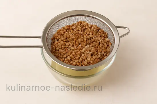 Гречневый суп с курицей - шаг 2 (изображение)