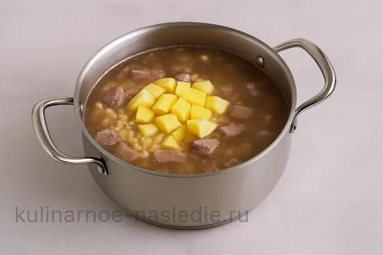 Суп с перловкой и говядиной - шаг 5 (изображение)