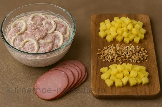 Мясные кармашки с ананасом и орехами - шаг 3 (изображение)