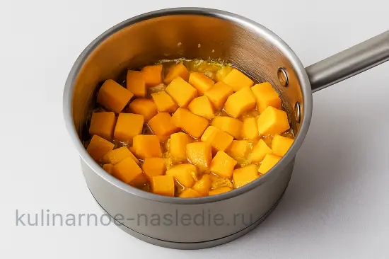 Тыквенный суп-пюре с имбирем - шаг 3 (изображение)