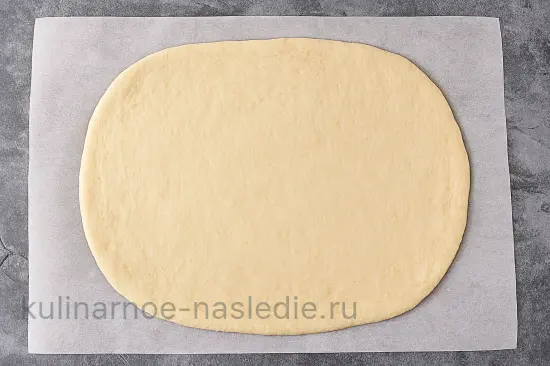 Домашняя пицца с ветчиной, овощами и моцареллой - шаг 4 (изображение)