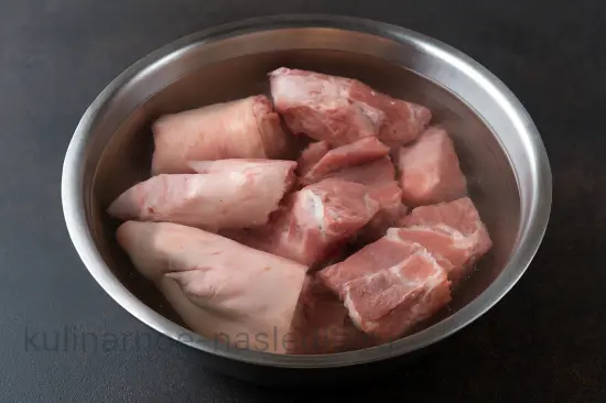 Свиной холодец классический - шаг 1 (изображение)