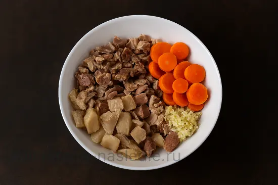 Свиной холодец классический - шаг 6 (изображение)