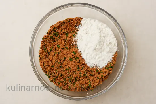 Фасолевые котлеты с зеленью - шаг 4 (изображение)