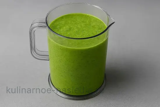 Зеленый смузи с киви и шпинатом - шаг 4