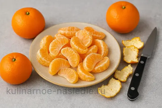 Смузи с мандарином и бананом - шаг 1 (изображение)