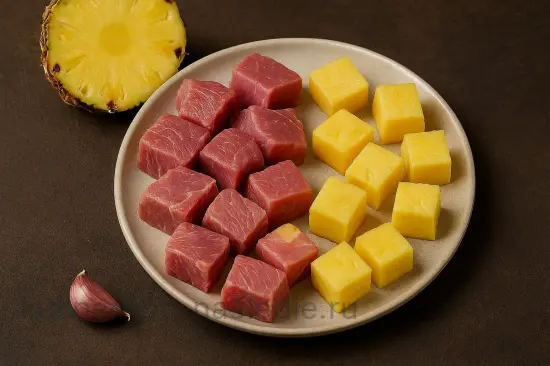 Шашлык из свинины в маринаде с соевым соусом и ананасом - шаг 1 (изображение)