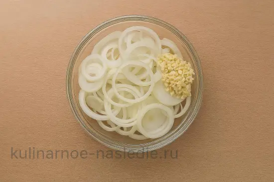 Маринад для шашлыка на минералке - идеально для свинины, курицы и баранины - шаг 2