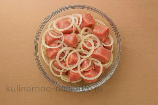 Маринад для шашлыка на минералке - идеально для свинины, курицы и баранины - шаг 3