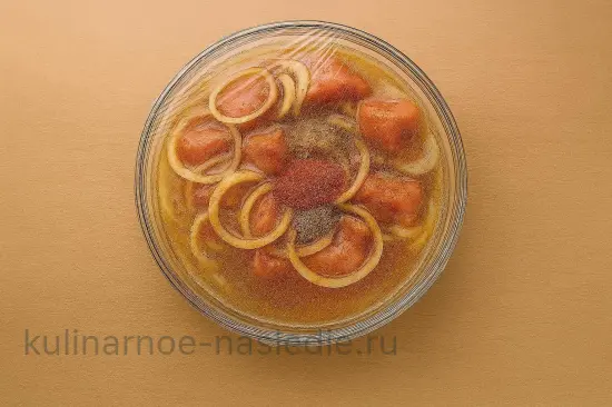 Маринад для шашлыка на минералке - идеально для свинины, курицы и баранины - шаг 5