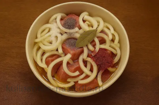 Идеальный маринад для шашлыка из свинины с луком и уксусом - шаг 3