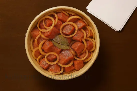 Классический маринад для шашлыка из свинины с луком и уксусом - шаг 4 (изображение)