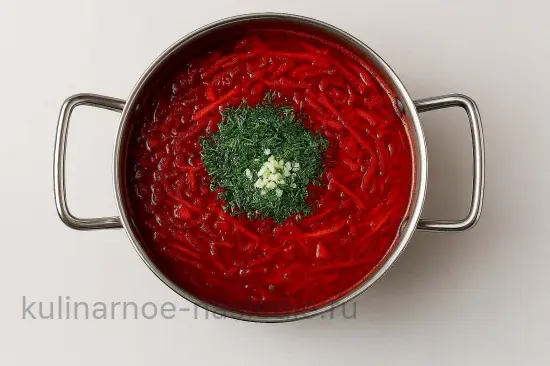 Свежий борщ с капустой и свеклой без мяса - шаг 6