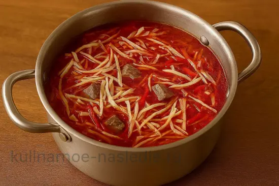 Красный борщ с мясом - шаг 6. Добавление капусты и овощной заправки