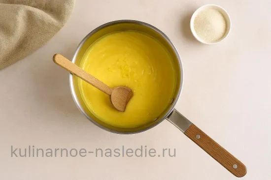 Меренговый рулет с лимонным кремом - воздушный десерт без муки - шаг 5. Варка лимонного крема