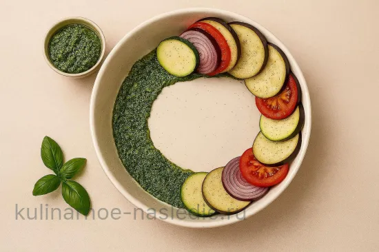 Рататуй с запечённым песто и пармезаном - шаг 3. Формирование рататуй