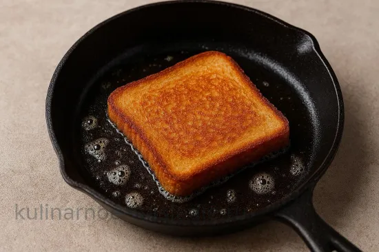 Бутерброды с ветчиной, сыром и яйцом - шаг 1