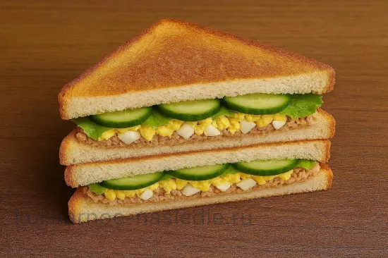 Сэндвич с тунцом и яйцом - шаг 5 (изображение)