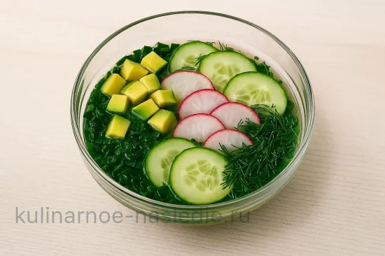 Веганская ботвинья с авокадо - шаг 4