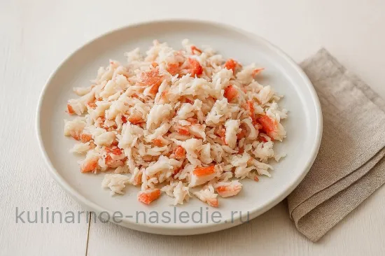 Ботвинья с крабом и редисом - шаг 3