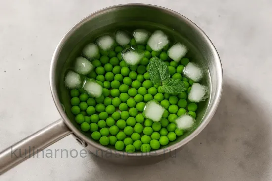 Холодный суп из зелёного горошка с мятой - шаг 2