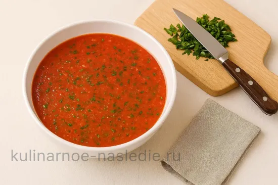 Томатный суп с клубникой и базиликом - шаг 4 (изображение)