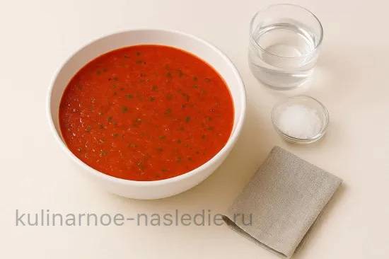 Томатный суп с клубникой и базиликом - шаг 5 (изображение)