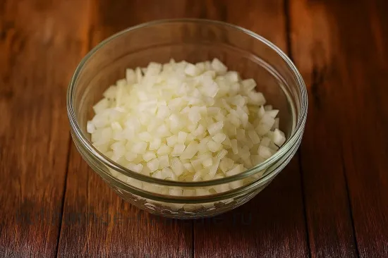 Классический салат Оливье: Традиционный рецепт - шаг 6